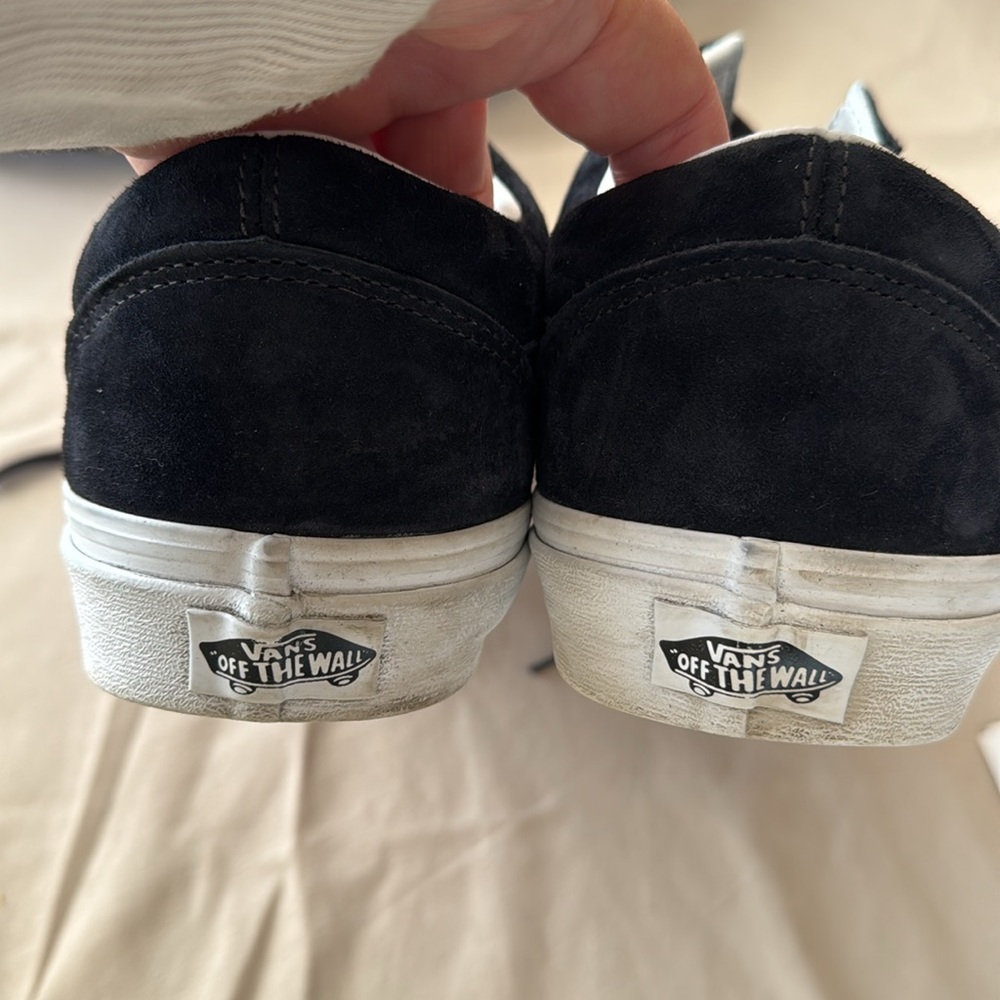 Vans - Picture 5 of 5